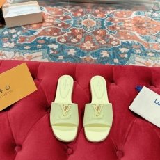 Louis Vuitton Slippers